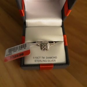 Sterling silver and diamond ring Sz 7